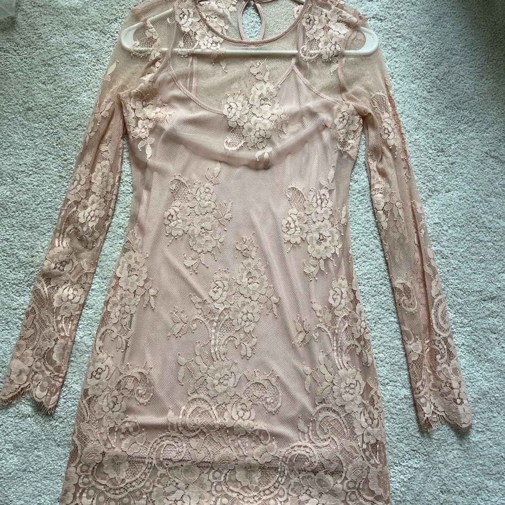 Elegant Lace Long Sleeve Dress in Cream